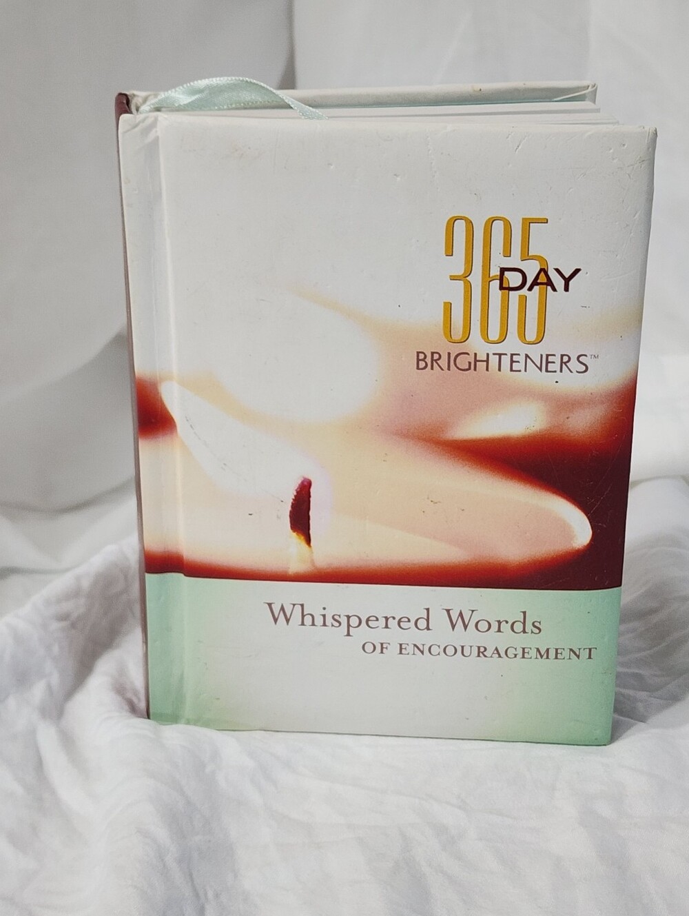 Whispered Words of Encouragement - White & Mint